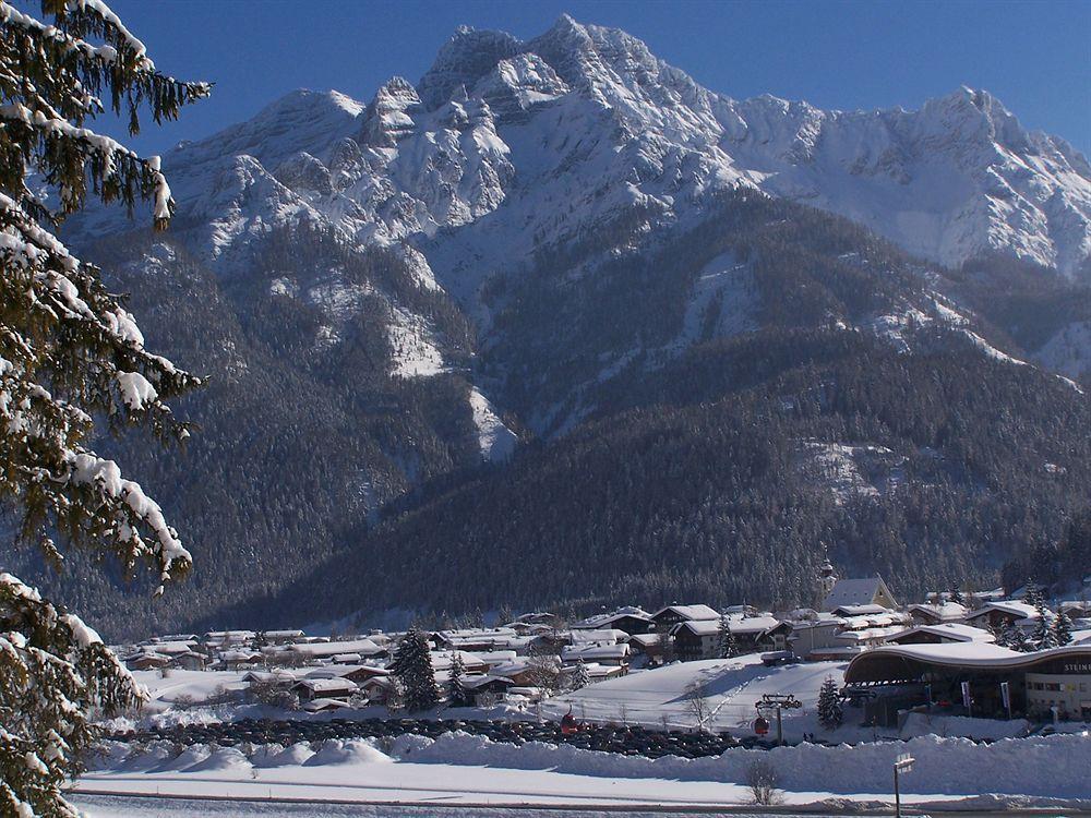 Hotel Tiroler Adler - Bed And Breakfast Вайдринг Екстериор снимка