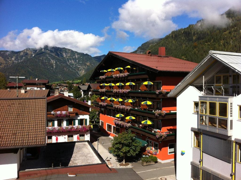 Hotel Tiroler Adler - Bed And Breakfast Вайдринг Екстериор снимка